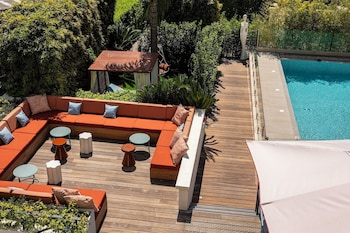 Privilege Room, 1 Double or 2 Single Beds, Pool View