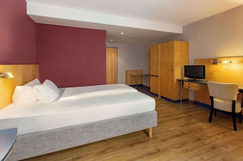 Comfort Room (Plus)