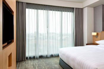 Suite, 1 Bedroom, City View
