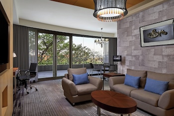 Presidential Suite, 1 Bedroom, City View (Balcony)