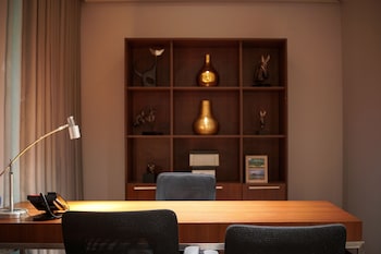 Suite, 1 Bedroom, Non Smoking, City View