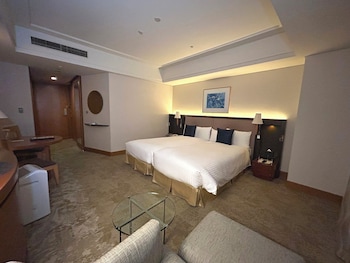 Deluxe Twin Room, Non Smoking, City View