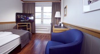 Double Room (Compact)