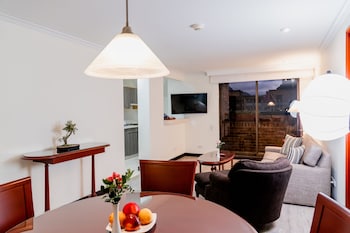 Grand Suite, 1 King Bed, Hot Tub