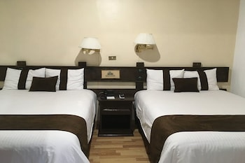 Deluxe Room, 2 Double Beds