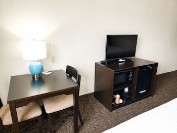 Room, 2 Queen Beds, Accessible, Non Smoking