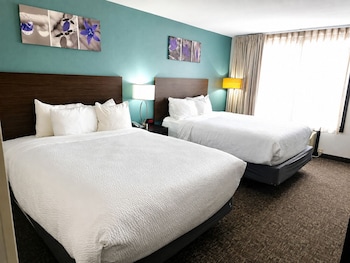Room, 2 Queen Beds, Accessible, Non Smoking