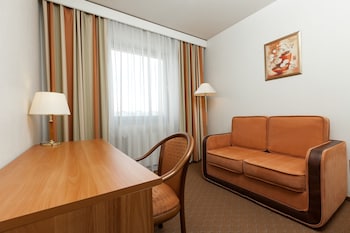 Suite (Double Use)
