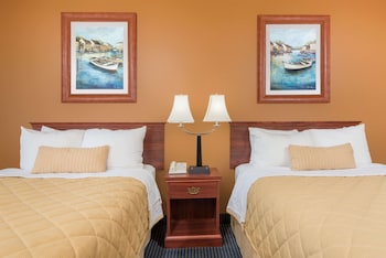Standard Room, 2 Double Beds, Non Smoking