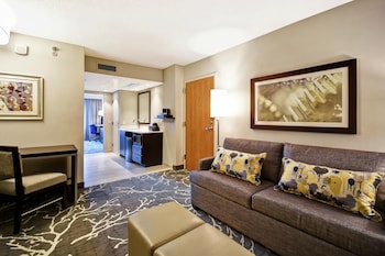Room, 1 King Bed with Sofa bed, Mobility Accessible, Kitchenette