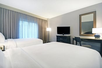 Suite, Multiple Beds, Mobility Accessible, Microwave