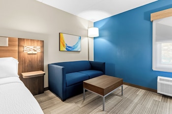 Standard Room, 1 King Bed, Ground Floor