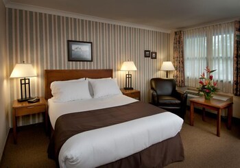 Select Queen Room
