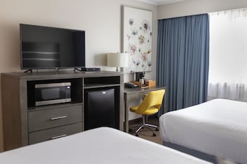 Deluxe Room, 2 Queen Beds
