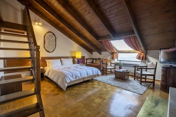 Family Chalet