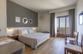 Standard Double Room, Valley View (Delphi view)