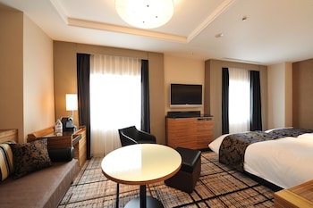 [with Lounge access] Granvia Deluxe Twin, Non Smoking  (37sqm, 20F)