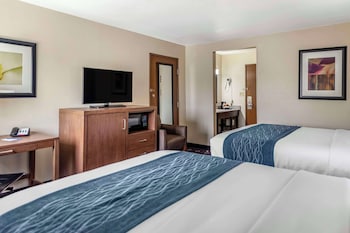 Standard Room, 2 Queen Beds, Non Smoking