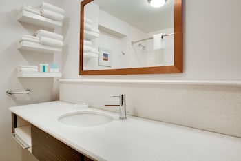 Room, 2 Queen Beds, Non Smoking, Refrigerator