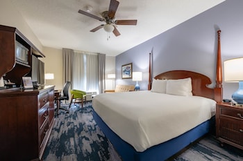 1 King Bed, Accessible