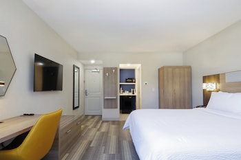 Standard Room, 1 King Bed
