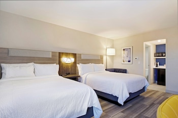 Standard Room, 2 Queen Beds, Accessible (Communications)