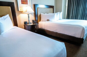 Deluxe Room, 2 Queen Beds, Non Smoking (Stay Well)