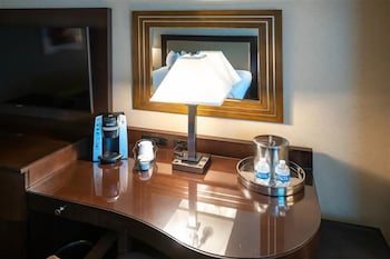 Deluxe Room, 2 Queen Beds, Non Smoking (Stay Well)