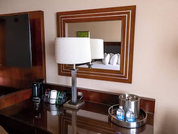 Deluxe Room, 1 King Bed, Non Smoking (Stay Well)