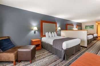 Standard Room, 2 Queen Beds, Non Smoking, Refrigerator & Microwave