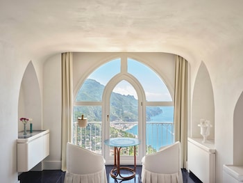 Aquamarine Deluxe Sea view room