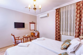 Standard Twin Room, 2 Twin Beds, Non Smoking, Private Bathroom