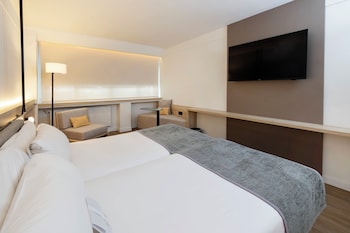 Classic Twin Room