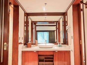 Superior Room, 2 Twin Beds, Balcony