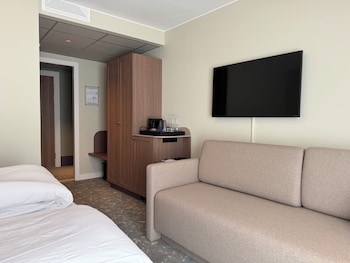 Superior Room, 1 King Bed with Sofa bed