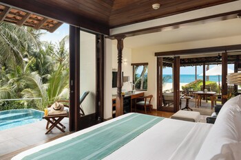 Grand Deluxe Suite with Pool