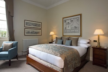 Deluxe King bedded room in historic Mansion House