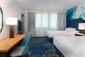 Suite, Multiple Beds, Mobility Accessible, Kitchenette