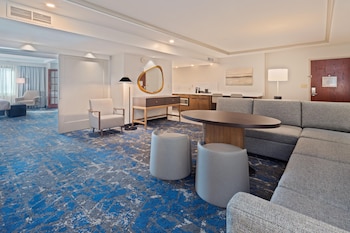 Presidential Suite, 1 King Bed, Kitchenette