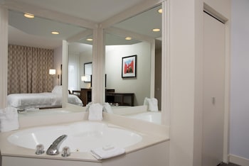 Room, 1 King Bed, Jetted Tub