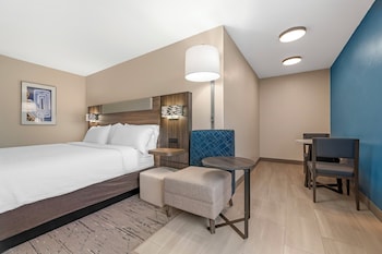 Standard Room, 1 King Bed