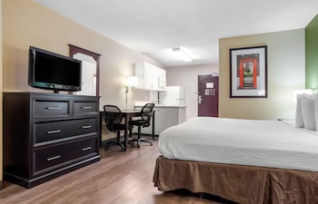 Studio, 1 Queen Bed, Non Smoking