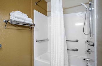 Studio, 1 Queen Bed, Accessible, Non Smoking