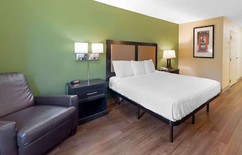 Studio, 1 Queen Bed, Non Smoking
