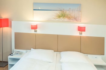 Standard Room, 1 Double Bed, Bathtub