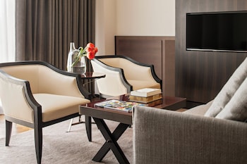 Junior Suite with Balcony and Old City View.