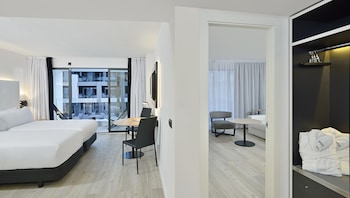 Room (The Townhouse 2+1)
