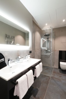Junior Studio Suite