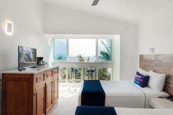 Superior Room, 2 Double Beds, Ocean View, Beachfront