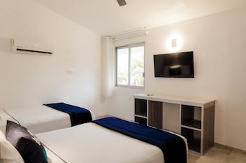 Suite, 1 Bedroom, Partial Sea View